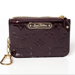 LOUIS VUITTON Vernis Key Pouch Amarante